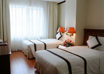 Ava Saigon 2 2*